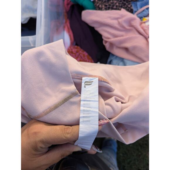 Pink Powerhold fabletics L large compression leggings athletic gym workout fall - Picture 6 of 7